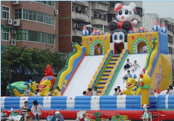 安徽黄山大型充气城堡专卖 熊出没冲气城堡价格