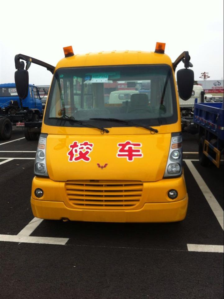 五菱校车19座报价